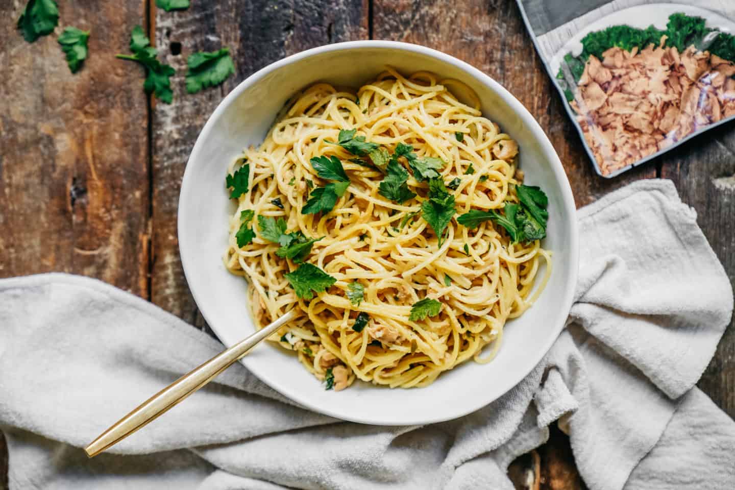 Vegan 5 Ingredient Creamy Garlic Lemon Pasta Recipe