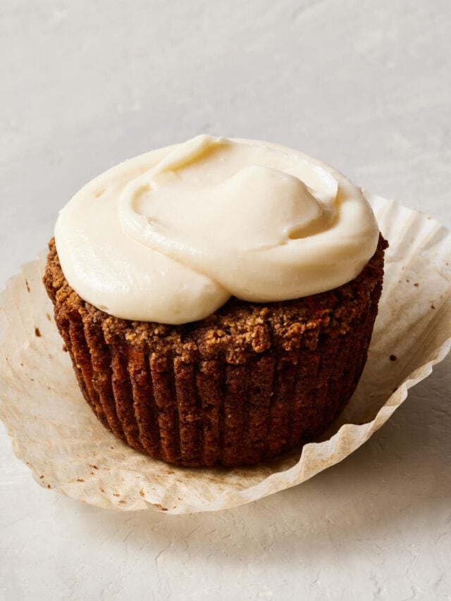 carrot cake gluten free muffins