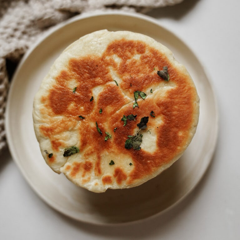 Fluffy Greek Pita Bread Recipe - FoodByMaria