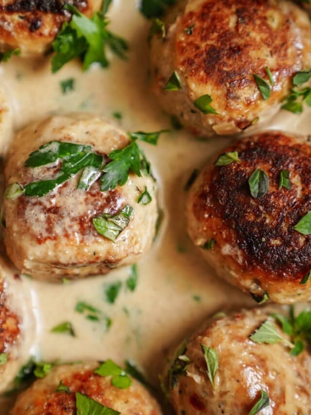 Butter Lemon Sauce with chicken meatballs