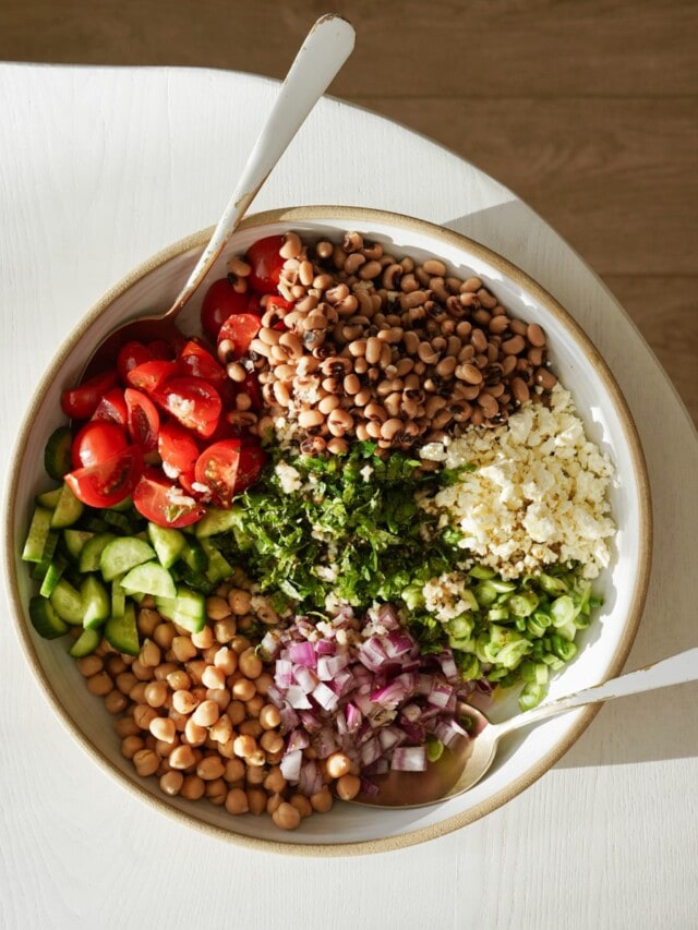 Black eyed pea salad