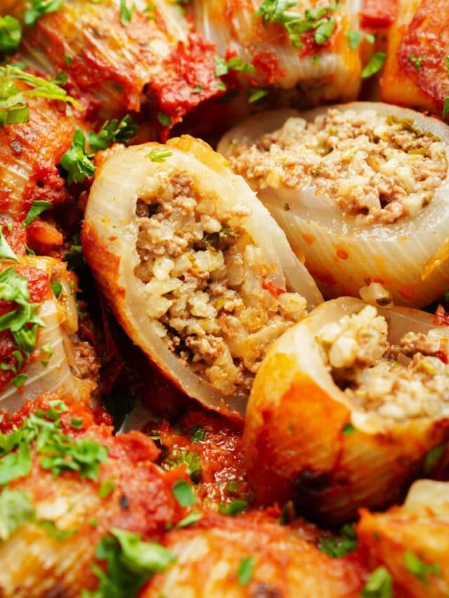 Greek Stuffed Onions